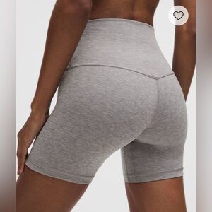 Lululemon Align High-Rise 6 in Heathered Core made for yoga but works for life 🤍
